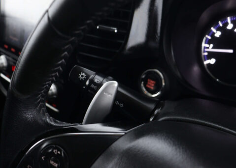 Mitsubishi Outlander 2.0 Outlander Exceed CVT 4WD 5dr 38