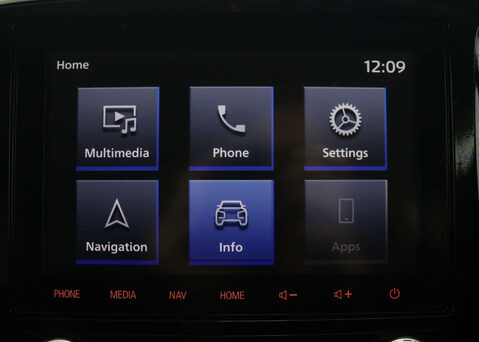 Mitsubishi Outlander 2.0 Outlander Exceed CVT 4WD 5dr 28