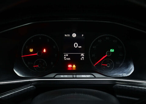 Volkswagen T-Cross 1.0 T-Cross SEL TSi Semi-Auto 5dr 17