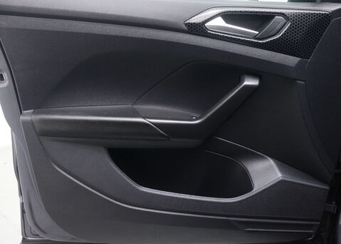 Volkswagen T-Cross 1.0 T-Cross SEL TSi Semi-Auto 5dr 43