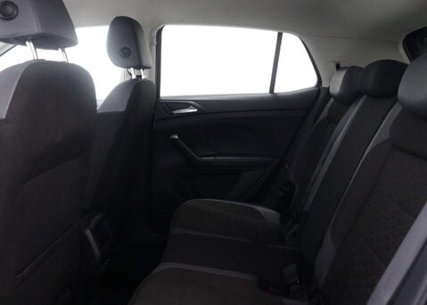 Volkswagen T-Cross 1.0 T-Cross SEL TSi Semi-Auto 5dr 44