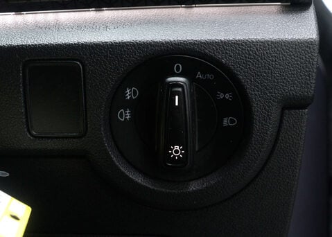 Volkswagen T-Cross 1.0 T-Cross SEL TSi Semi-Auto 5dr 34