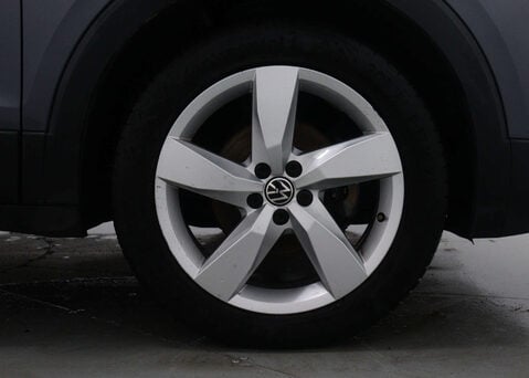Volkswagen T-Cross 1.0 T-Cross SEL TSi Semi-Auto 5dr 14