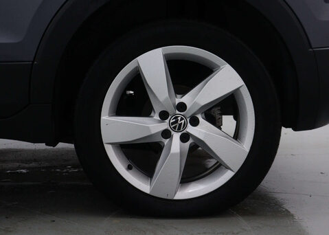 Volkswagen T-Cross 1.0 T-Cross SEL TSi Semi-Auto 5dr 16