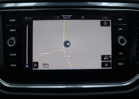 Volkswagen T-Roc 1.5 T-Roc SEL TSi Evo Semi-Auto 5dr 25