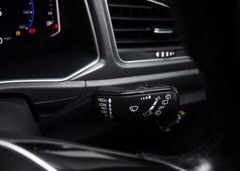 Volkswagen T-Roc 1.5 T-Roc SEL TSi Evo Semi-Auto 5dr 37