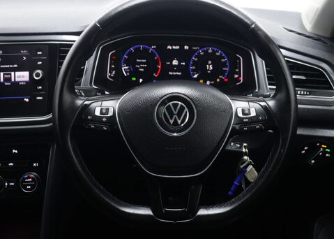 Volkswagen T-Roc 1.5 T-Roc SEL TSi Evo Semi-Auto 5dr 18