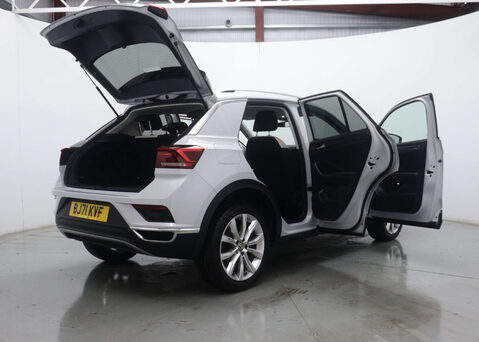 Volkswagen T-Roc 1.5 T-Roc SEL TSi Evo Semi-Auto 5dr 60