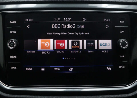 Volkswagen T-Roc 1.5 T-Roc SEL TSi Evo Semi-Auto 5dr 21