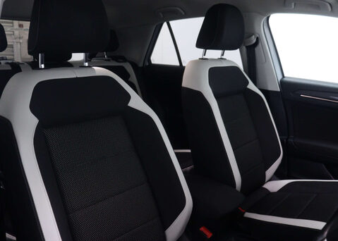 Volkswagen T-Roc 1.5 T-Roc SEL TSi Evo Semi-Auto 5dr 43