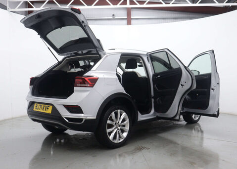 Volkswagen T-Roc 1.5 T-Roc SEL TSi Evo Semi-Auto 5dr 53