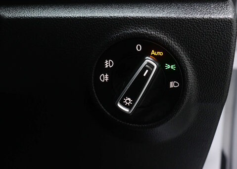 Volkswagen T-Roc 1.5 T-Roc SEL TSi Evo Semi-Auto 5dr 38