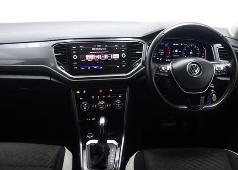 Volkswagen T-Roc 1.5 T-Roc SEL TSi Evo Semi-Auto 5dr 19