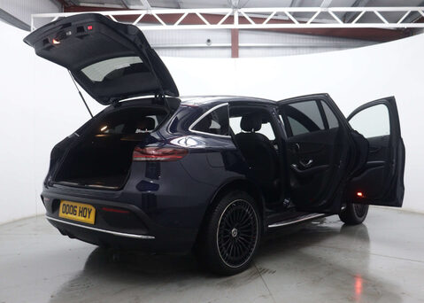 Mercedes-Benz EQC EQC 400 AMG Line Premium plus 4Matic 4WD 5dr 68
