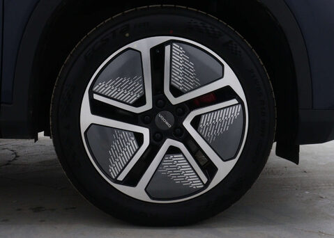 OMODA 5 1.6 5 Noble Auto 5dr 13