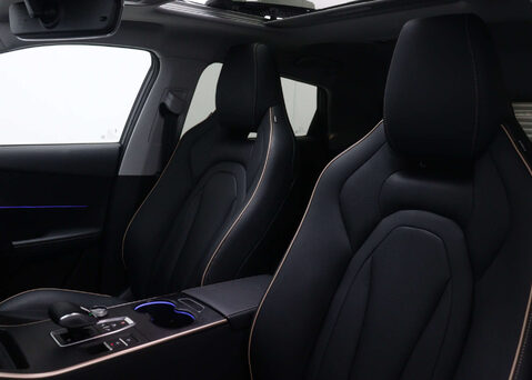 OMODA 5 1.6 5 Noble Auto 5dr 47