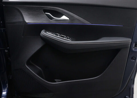 OMODA 5 1.6 5 Noble Auto 5dr 44