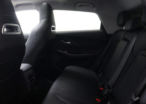 OMODA 5 1.6 5 Noble Auto 5dr 49