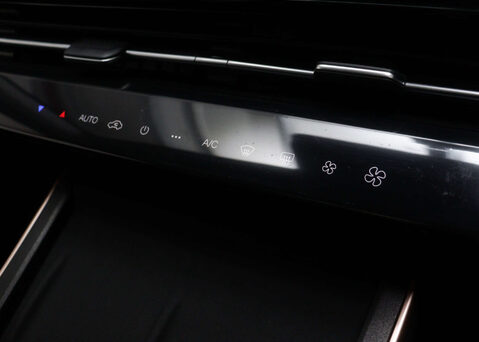 OMODA 5 1.6 5 Noble Auto 5dr 28