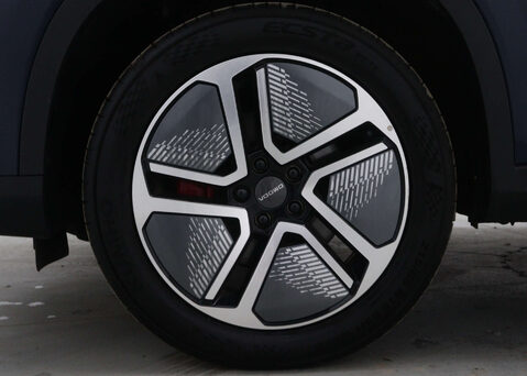 OMODA 5 1.6 5 Noble Auto 5dr 14