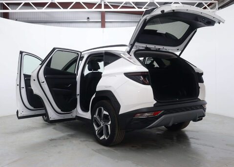 Hyundai TUCSON 1.6 Tucson Ultimate TGDi PHEV 4x4 Auto 4WD 5dr 65