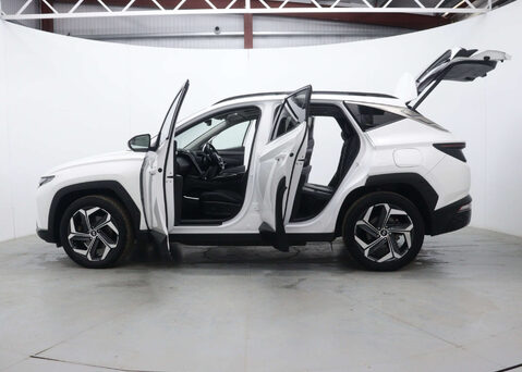 Hyundai TUCSON 1.6 Tucson Ultimate TGDi PHEV 4x4 Auto 4WD 5dr 64