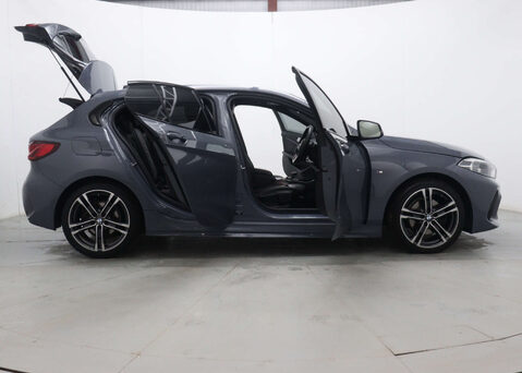 BMW 1 Series 1.5 118I M Sport Auto 5dr 64