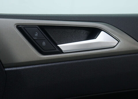 Volkswagen Polo 1.0 Polo Match TSi Semi-Auto 5dr 36