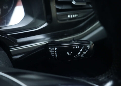 Volkswagen Polo 1.0 Polo Match TSi Semi-Auto 5dr 34