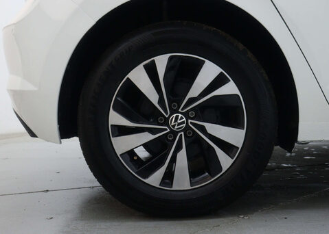 Volkswagen Polo 1.0 Polo Match TSi Semi-Auto 5dr 12