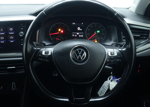 Volkswagen Polo 1.0 Polo Match TSi Semi-Auto 5dr 17