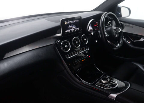 Mercedes-Benz GLC 2.1 GLC 220 D 4MATIC AMG LINE AUTO 4WD 5dr 50