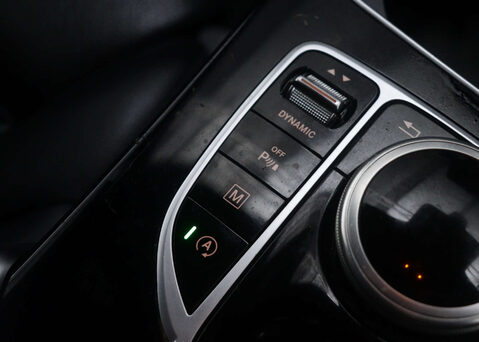 Mercedes-Benz GLC 2.1 GLC 220 D 4MATIC AMG LINE AUTO 4WD 5dr 33