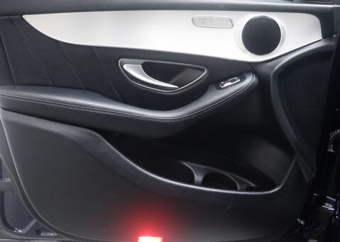 Mercedes-Benz GLC 2.1 GLC 220 D 4MATIC AMG LINE AUTO 4WD 5dr 53