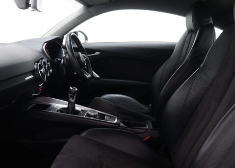 Audi TT 2.0 TT Sport TFSI 3dr 42