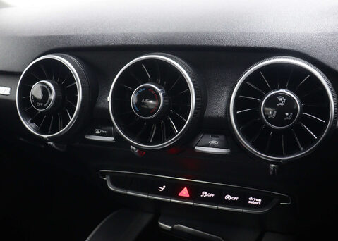 Audi TT 2.0 TT Sport TFSI 3dr 25