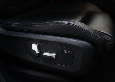 BMW X6 3.0 X6 xDrive 40i M Sport Auto 4WD 5dr 50