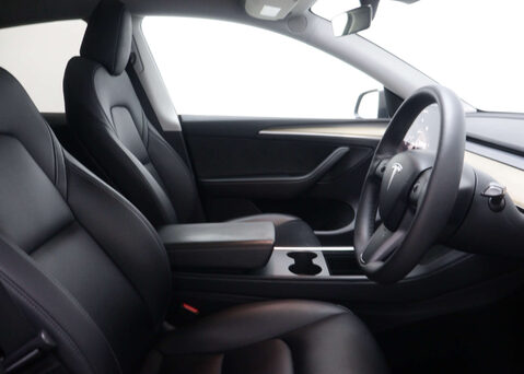 Tesla Model Y ModeL Y Long Range AWD 4WD 5dr 40