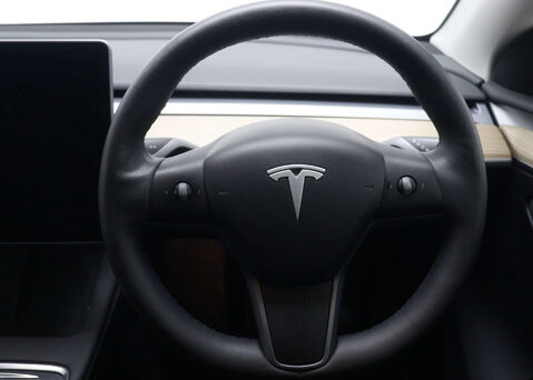 Tesla Model Y ModeL Y Long Range AWD 4WD 5dr 17