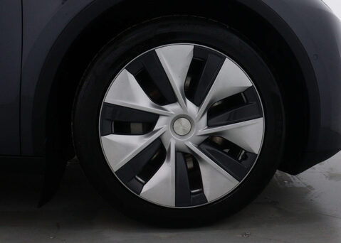 Tesla Model Y ModeL Y Long Range AWD 4WD 5dr 14