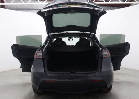 Tesla Model Y ModeL Y Long Range AWD 4WD 5dr 59