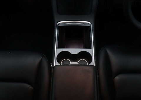 Tesla Model Y ModeL Y Long Range AWD 4WD 5dr 19