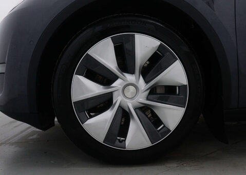 Tesla Model Y ModeL Y Long Range AWD 4WD 5dr 15