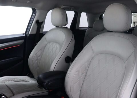 Mini Hatch 2.0 Cooper S Exclusive Auto 5dr 47