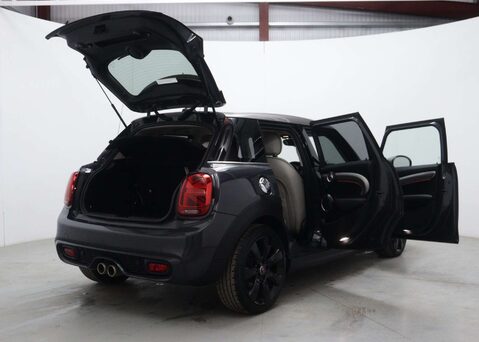 Mini Hatch 2.0 Cooper S Exclusive Auto 5dr 57