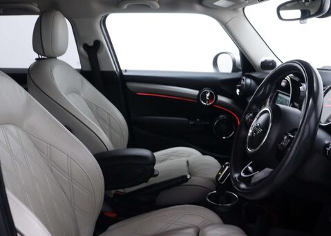 Mini Hatch 2.0 Cooper S Exclusive Auto 5dr 42