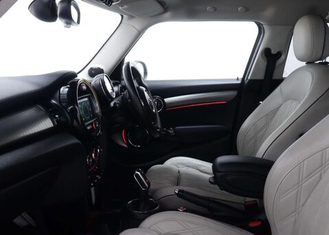 Mini Hatch 2.0 Cooper S Exclusive Auto 5dr 46