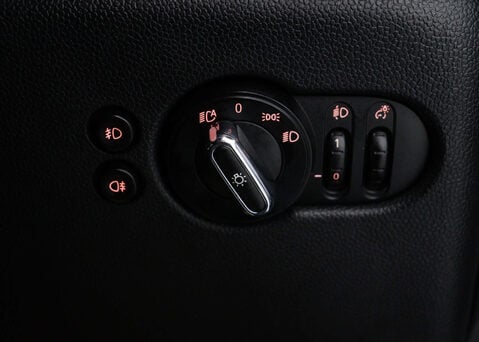 Mini Hatch 2.0 Cooper S Exclusive Auto 5dr 35