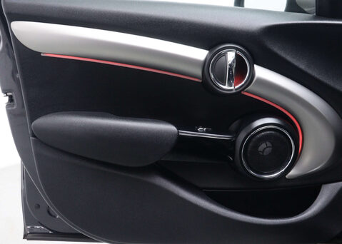 Mini Hatch 2.0 Cooper S Exclusive Auto 5dr 44