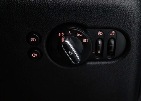 Mini Hatch 2.0 Cooper S Exclusive Auto 5dr 39